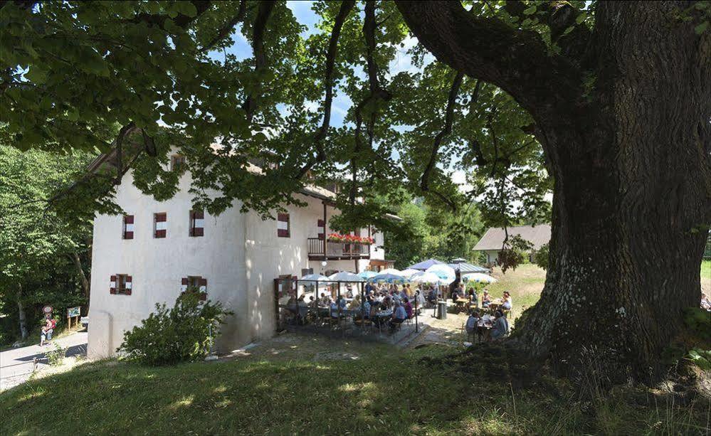 Hotel Zur Kirche Magre all' Adige Exterior photo