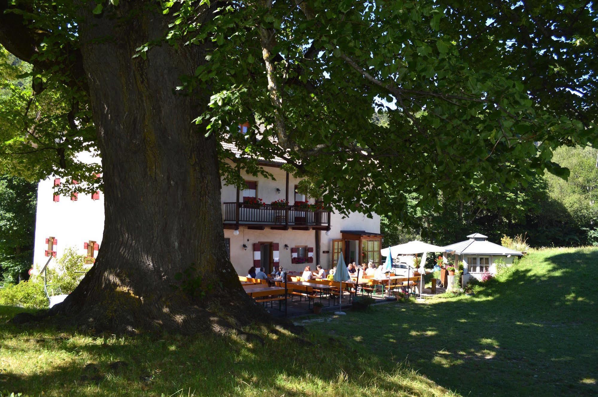 Hotel Zur Kirche Magre all' Adige Exterior photo